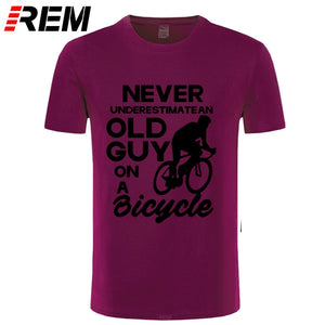 REM™ | Casual T-shirt: Never Underestimate An Old Guy On A Bicycle